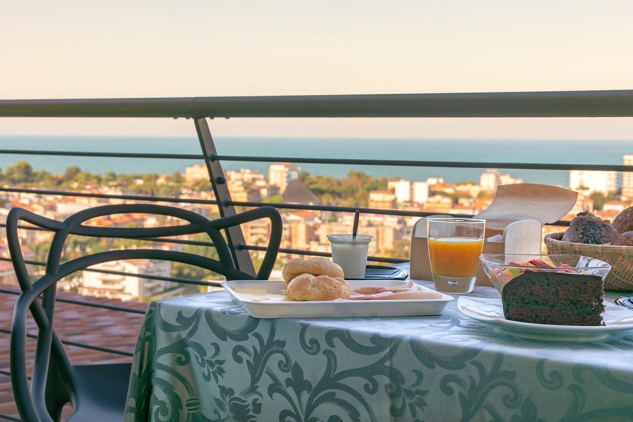 Hotel Bellavistarelax à Giulianova Extérieur photo